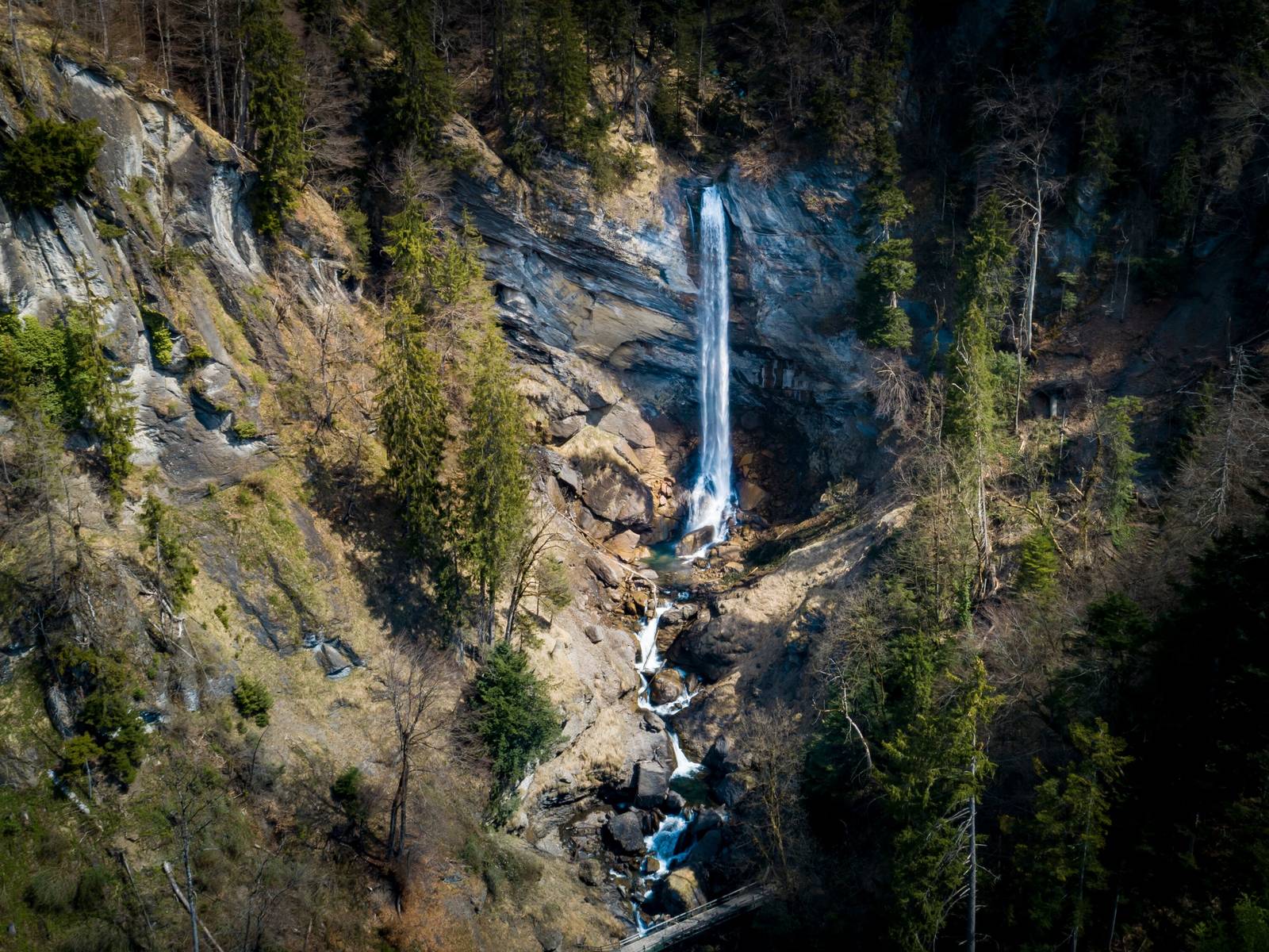 Berschnerfall in Berschis: versteckt im Wald.