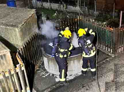 Gefährlicher Rauch: Die Feuerwehr der Stadt Chur löschte in der Silvesternacht unter anderem einen Molokbrand.