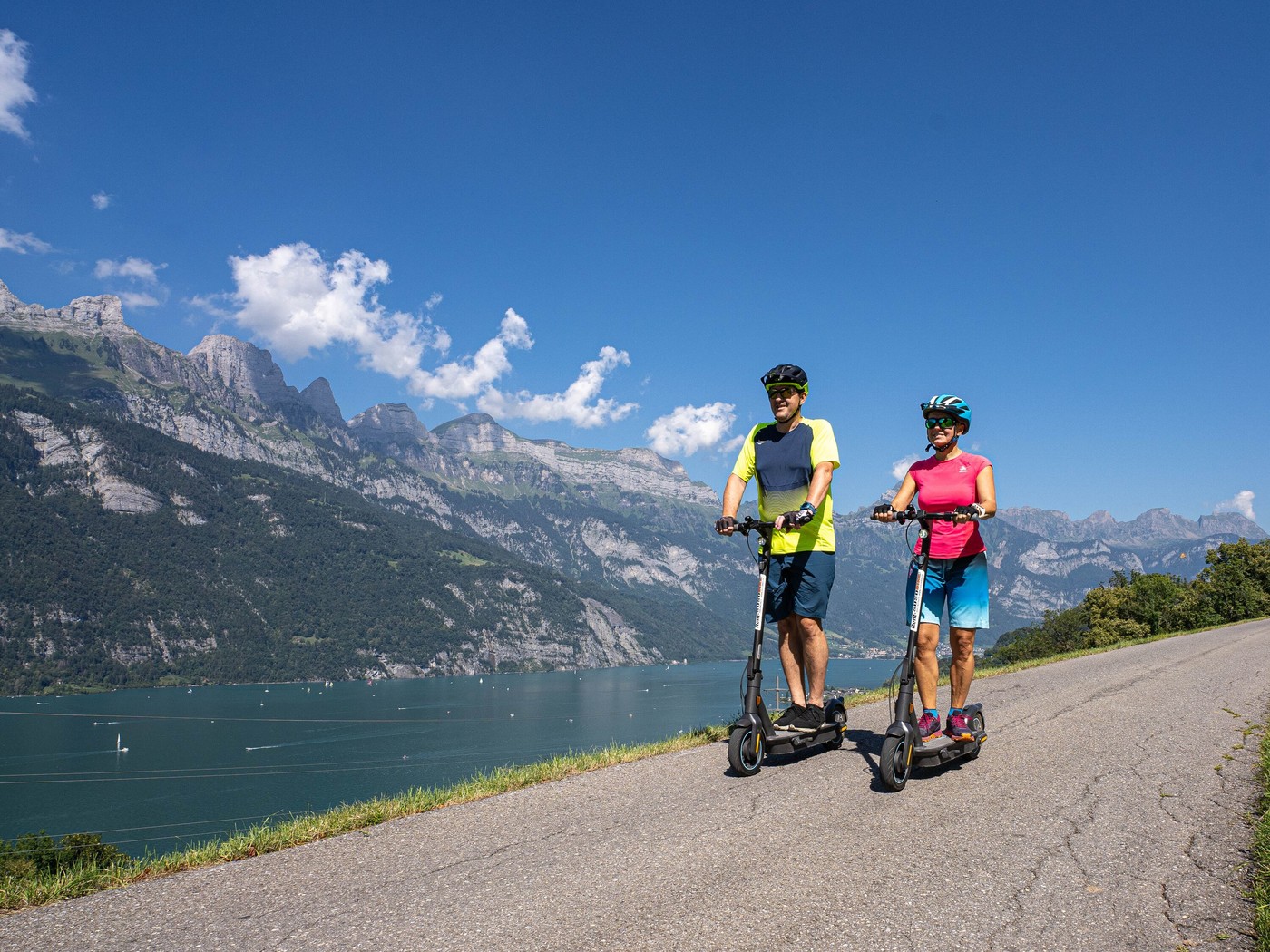 Eine Tour mit dem E-Scooter: schnell, leicht und energiesparend.