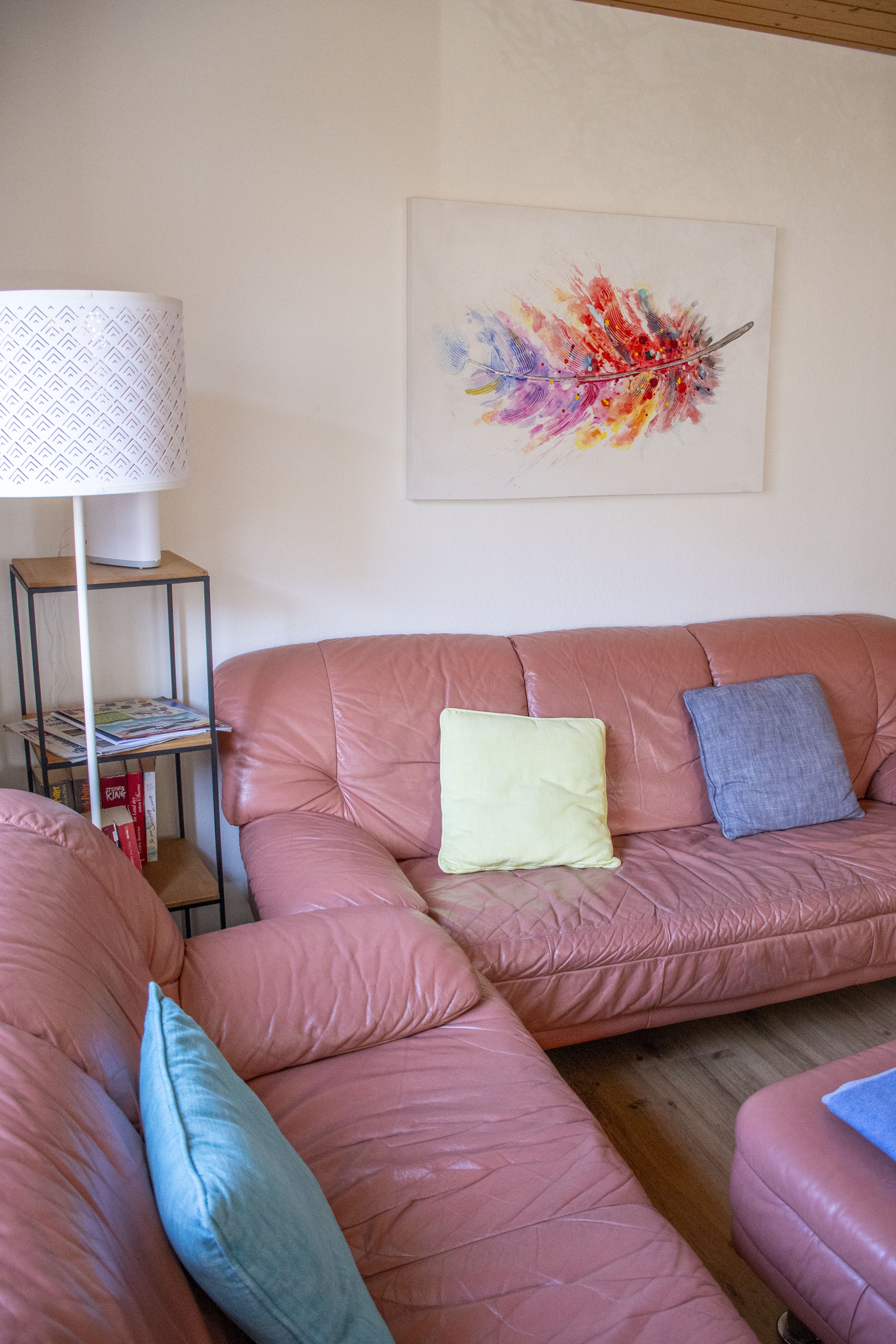 Gemütlich: Das Wohnzimmer lädt zum Verweilen ein.