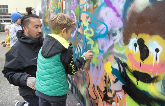 Grafittiworkshop für Kinder und Erwachsene im Kabinett der Visionäre mit Fabian «Bane» Florin.