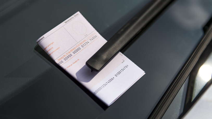 Bussenzettel der Stadtpolizei Chur.