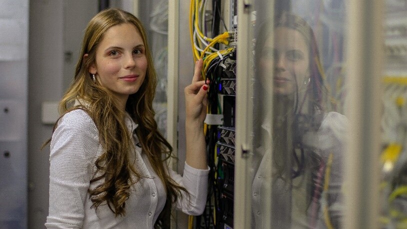 Leonie Däullary: «Informatik ist für alle, Frauen und Männer.»