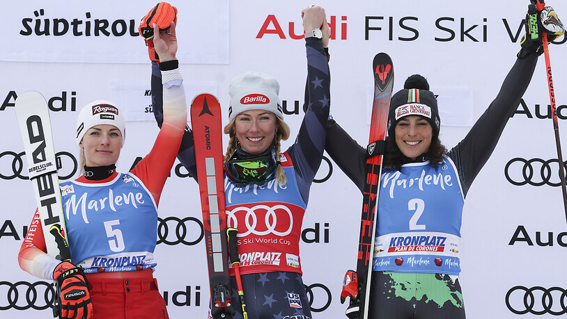 Die besten drei vom Dienstag (v.l.): Lara Gut-Behrami, Rekordsiegerin Mikaela Shiffrin, Federica Brignone