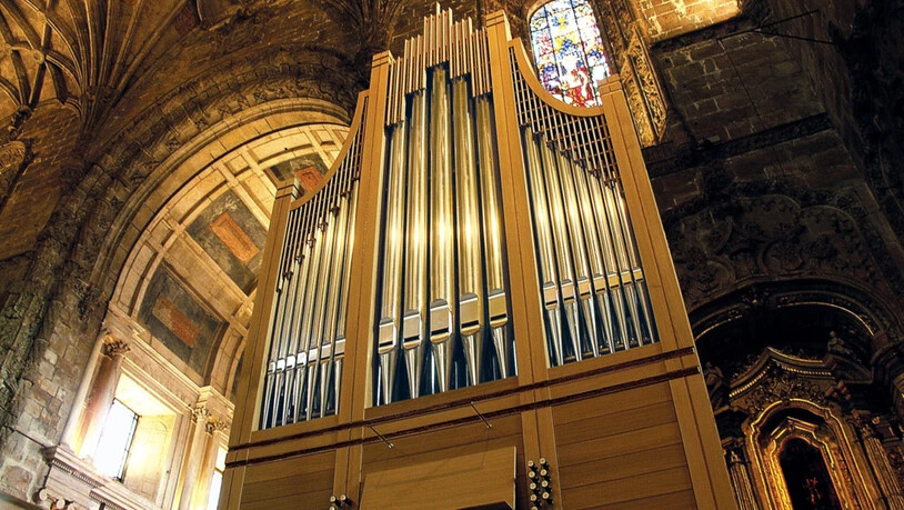 In der Kirche Enneda findet ein Feskonzert zum 50-Jahr-Jubiläum der Mathis-Orgel statt.