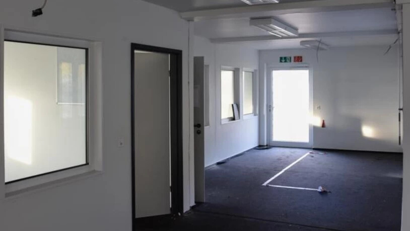 Container, Asyl, Aslyunterkunft, Wohnheim, Flüchtlinge, Flüchtlingsunterkunft