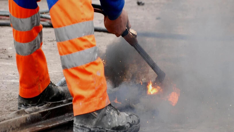 Zwischen Reichenburg und Bilten werden in der Nacht vom 30. und 31. Oktober Belagsarbeiten durchgeführt.