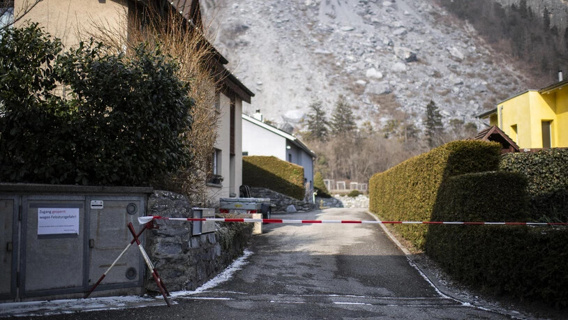 SCHWEIZ FELSBERG FELSSTURZ