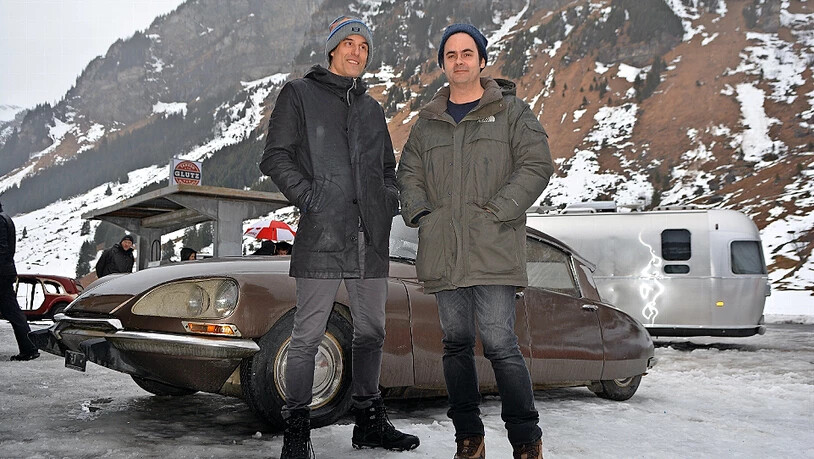 ...waren auch weitere Crewmitglieder vor Ort.