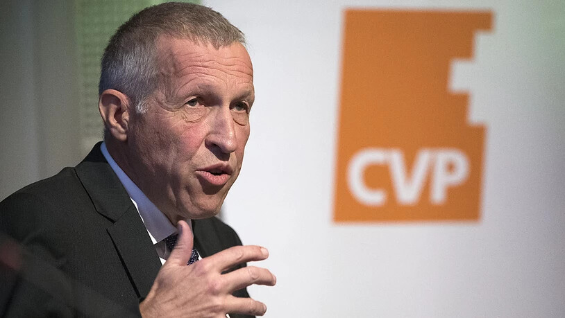 Konrad Graber, Ständerat (LU), spricht zur Reform der Altersvorsorge 2020 an der Delegiertenversammlung der CVP vom Samstag in Basel. (KEYSTONE/Georgios Kefalas)