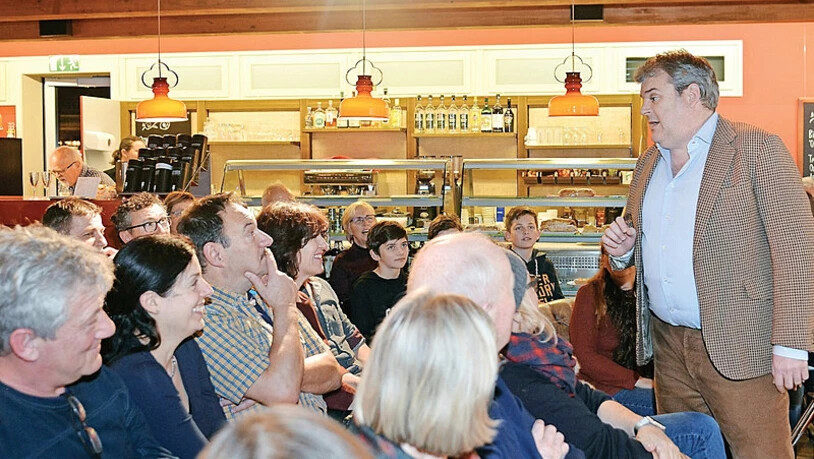 Die Verantwortlichen schaffen es immer wieder, neben Einheimischen wie  (von oben) Tim Krohn oder Betty Legler auch noch bekanntere Namen wie etwa Mike Müller ins «Bsinti» zu holen.