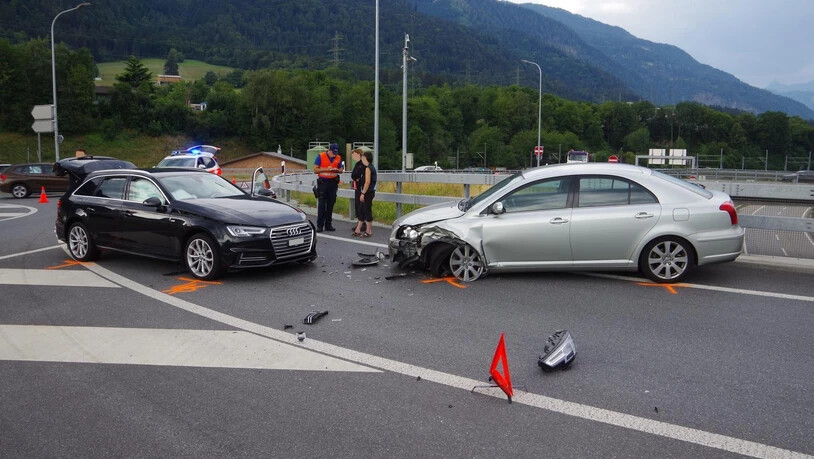 Der Unfall im Kreisel Chur Süd.
