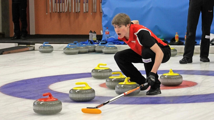Ein weiterer Schritt in der Karriere: Philipp Hösli und seine Teamkollegen treffen an diesem Wochenende auf arrivierte Curlingspieler.PRESSEBILD