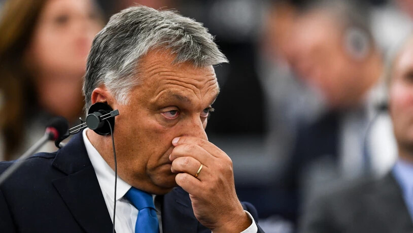 Steht wegen des eingeleiteten EU-Rechtsstaatsverfahrens in seinem eigenen Land in der Kritik: Ungarns Premierminister Viktor Orban. (Archivbild)