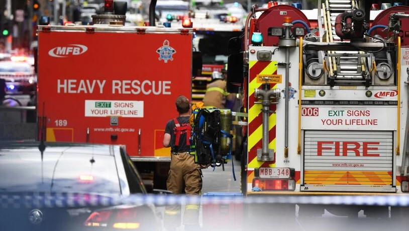 Zahlreiche Rettungskräfte am Tatort in Melbourne.