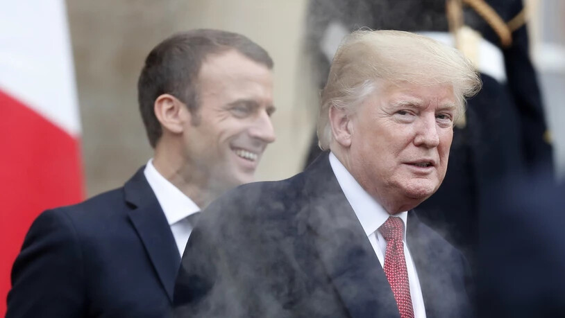 Im Streit über Tweets: Frankreichs Präsident Emmanuel Macron (Links) und US-Präsident Donald Trump. (Archivbild)