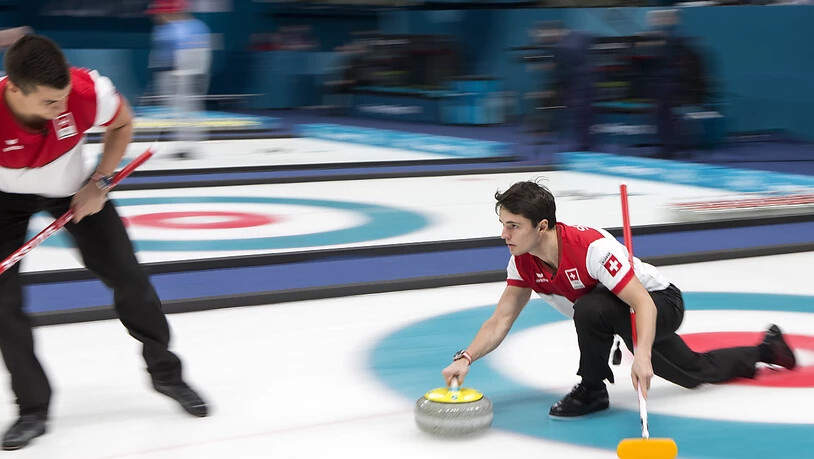 Das Schweizer Curling-Team kann das vorzeitige EM-Out nicht verhindern (im Bild Benoit Schwarz/rechts)