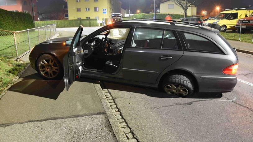 Der Wagen der mutmasslichen Einbrecher ...