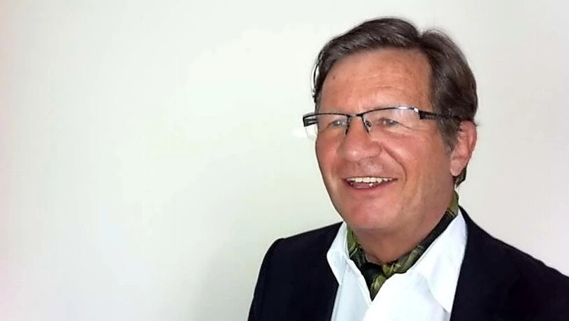 ... der ehemalige Hotelier und Märchenonkel Martin Vogel ...