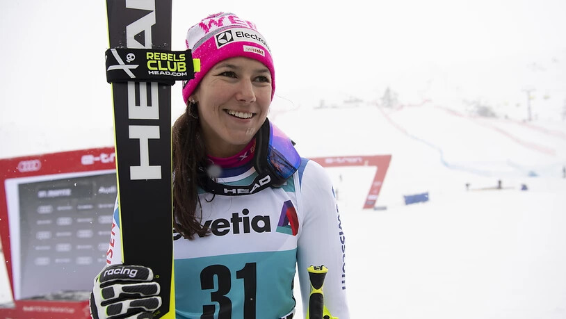 Wendy Holdener freut sich nach ihrem 3. Platz in St. Moritz
