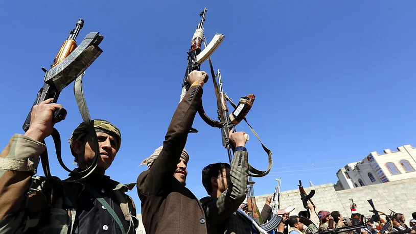 Anhänger der schiitischen Huthi-Rebellen in der jemenitischen Hauptstadt Sanaa.