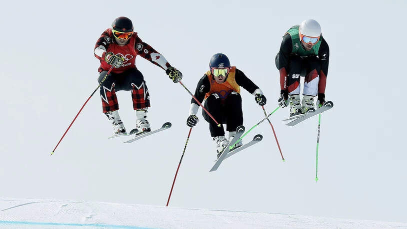 Marc Bischofberger (rechts) ist einer der Schweizer Trümpfe in der in Arosa beginnenden Weltcup-Saison der Skicrosser