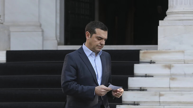 Griechenlands Ministerpräsident Alexis Tsipras hat angekündigt, sich einer Vertrauensabstimmung im Parlament zu stellen.