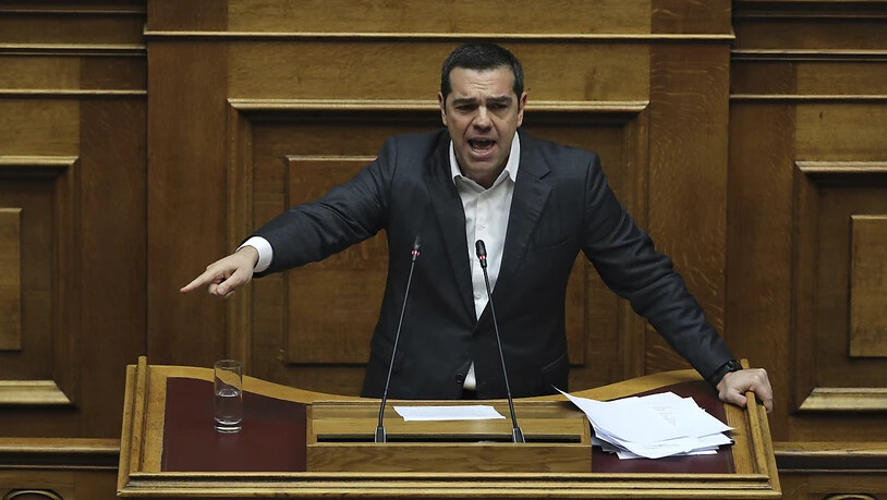 Der griechische Regierungschef Alexis Tsipras hat seine Mazedonien-Politik vor dem Parlament verteidigt.