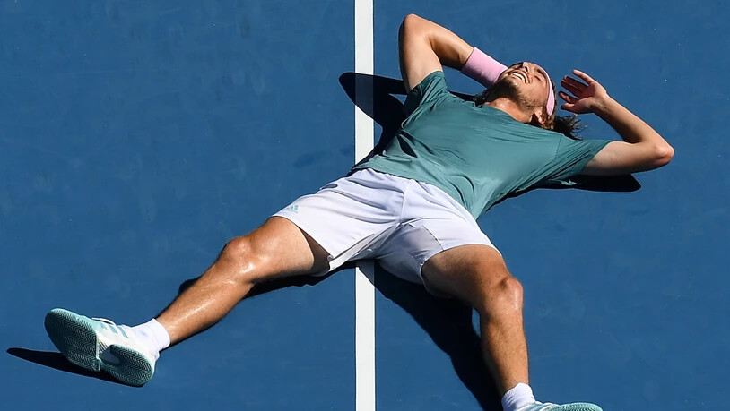 Platt vor Freude: Stefanos Tsitsipas' Siegeszug am Australian Open geht weiter