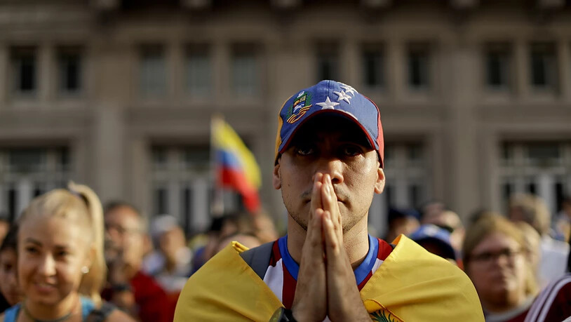 In Venezuela hat sich am Mittwoch die politische Krise um die Regierung verschärft.