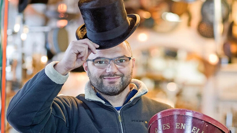 Gazmend Shala führt die Brockenstube Toni im Glarnerland.