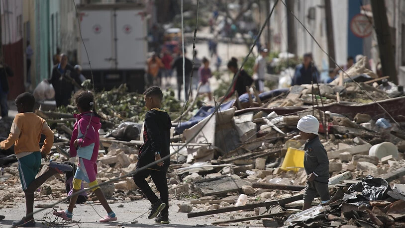 Der Tornado beschädigte in Kubas Hauptstadt Havanna ganze Strassenzüge.