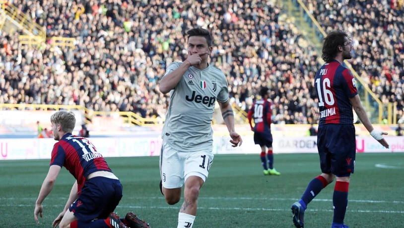 Paulo Dybala nach dem 1:0-Siegestor für Juventus in Bologna - mit seiner typischen Jubelgeste
