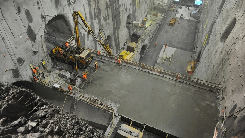 Wenn bei der Arbeit ein Unfall geschieht, zahlt die Versicherung.