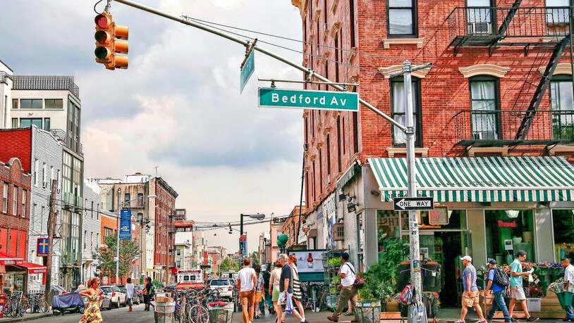 Die Bedford-Avenue ist so etwas wie das Herzstück des New Yorker Hipster-Bezirks Williamsburg. Kolumnist und Hipster Luca Brunner lebt im Nachbarbezirk. 