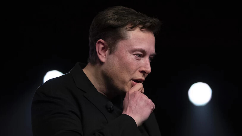 Das sollte ihn ins Grübeln bringen: Die US-Börsenaufsicht SEC weist Tesla-CEO Elon Musk in die Schranken. (Archivbild)