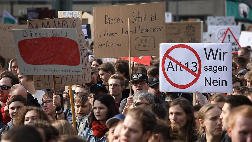 Keine Filter im Internet: Tausende demonstrieren in Berlin gegen das neue Urheberrecht der EU.