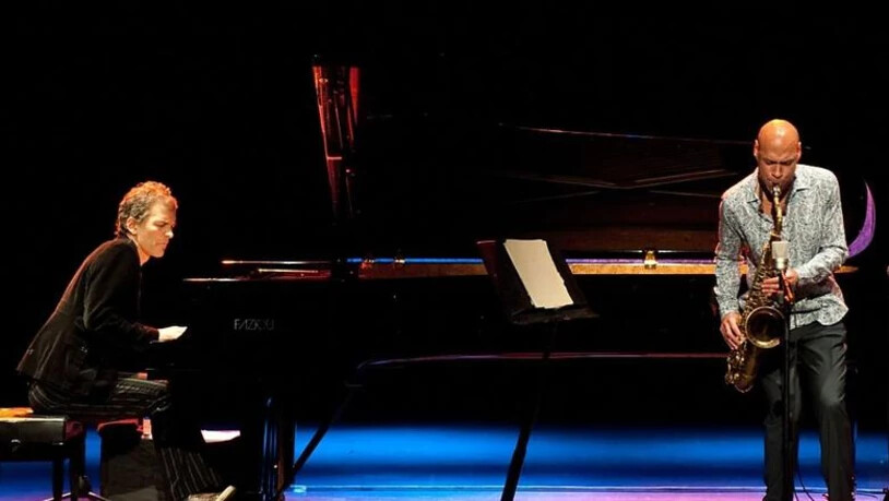 Der amerikanische Saxofonist Joshua Redman tritt am 1. Juni mit dem Reis Dermuth Wiltgen Trio auf.