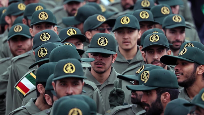Die Revolutionsgarden sind im Iran laut Verfassung die Eliteeinheit der iranischen Streitkräfte und seit mehr als drei Jahrzehnten weitaus wichtiger als die klassische Armee. (Archivbild)