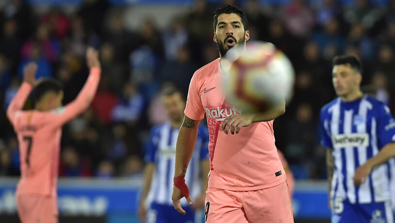 Dieser Schuss sitzt: Barcelonas Goalgetter Luis Suarez nimmt sein Penaltytor zum 2:0 zur Kenntnis