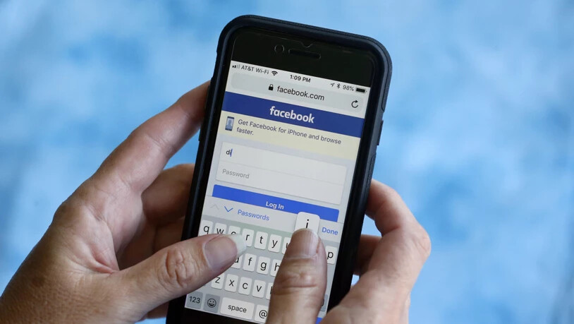 Womöglich E-Mail-Kontakte von 1,5 Millionen Nutzern unabsichtlich hochgeladen: Facebook machte vergangene Woche eine unerlaubte Speicherung von Nutzerdaten öffentlich. (Symbolbild)
