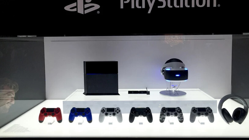 Der japanische Elektronikkonzern und Playstationhersteller Sony hat das vergangene Geschäftsjahr dank guter Geschäfte mit Spielen und Musik mit einem Rekordgewinn abgeschlossen. (Archiv)