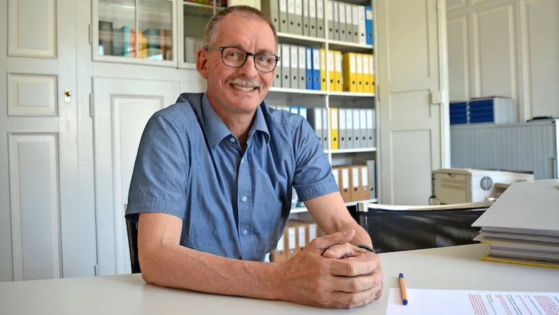 «Gedealt wird auch öffentlich: Der Glarner Kripochef Rolf Gubser kennt die Glarner Drogenszene.