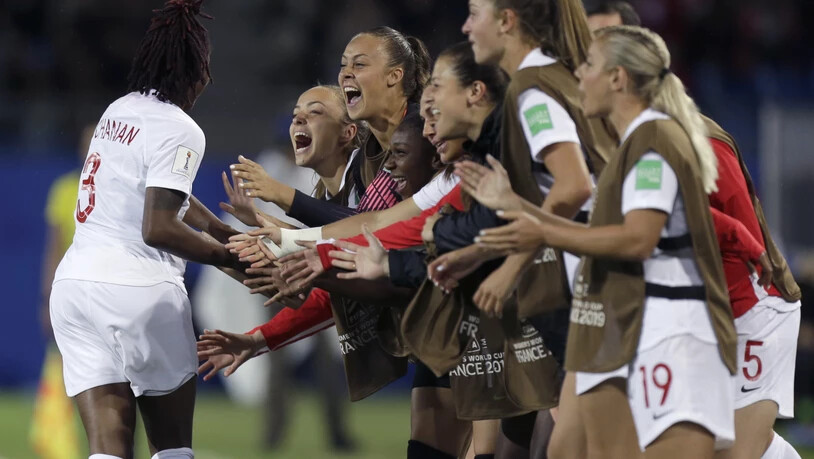 In Genf gibt es eine Fanzone für die Halbfinal- und Finalspiele der Frauenfussball-WM. Am Montag besiegte Kanada im französischen Montpellier Kamerun.