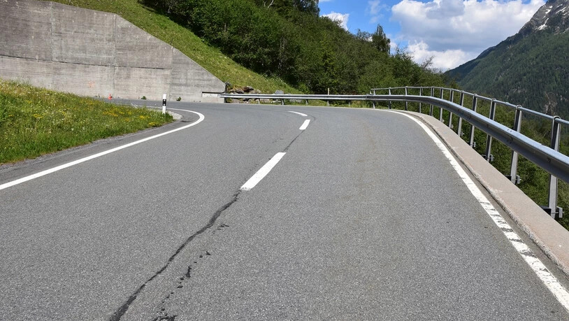 In dieser Kurve kam der Töfffahrer zu Fall.