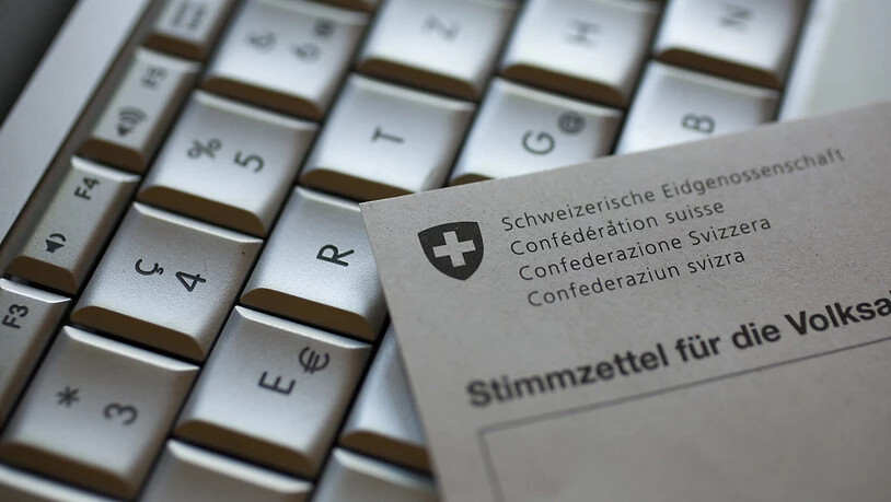 Am Computer kann nicht mehr abgestimmt werden: Der Kanton Genf stellt sein von mehreren weiteren Kantonen genutztes E-Voting-System ein. (Symbolbild)