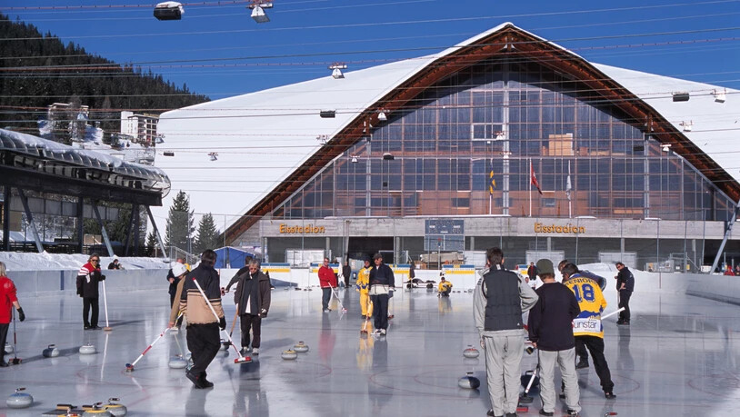 Der Bund will sich auch künftig finanziell am Bau von Sportanlagen beteiligen. Eines der Projekte ist der Neubau des Davoser Eisstadions. (Archivbild)