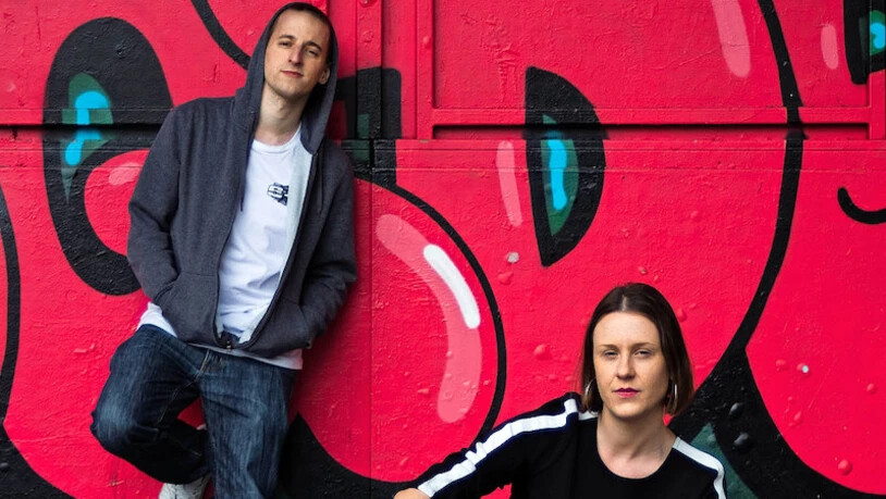 Rap’n’Burger machen Hip-Hop-News: Rapnose aka Steve Hiestand und J. Burger aka Johanna Burger wollen berichten und Diskussionen anstossen.