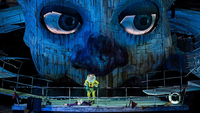 Die Bregenzer Festspiele zeigen in dieser Spielzeit erstmals Giuseppe Verdis "Rigoletto" auf der Seebühne. Vladimir Stoyanov verkörpert den Titelhelden Rigoletto.