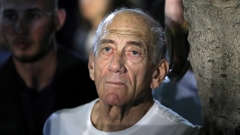 Der frühere israelische Ministerpräsident Ehud Olmert hat eine Reise in die Schweiz wegen einer drohenden Strafverfolgung abgesagt. (Archivbild)